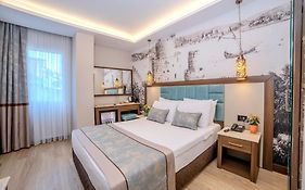 Grand Hilarium Hotel